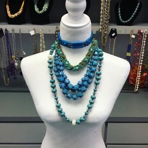 Necklace & earring set